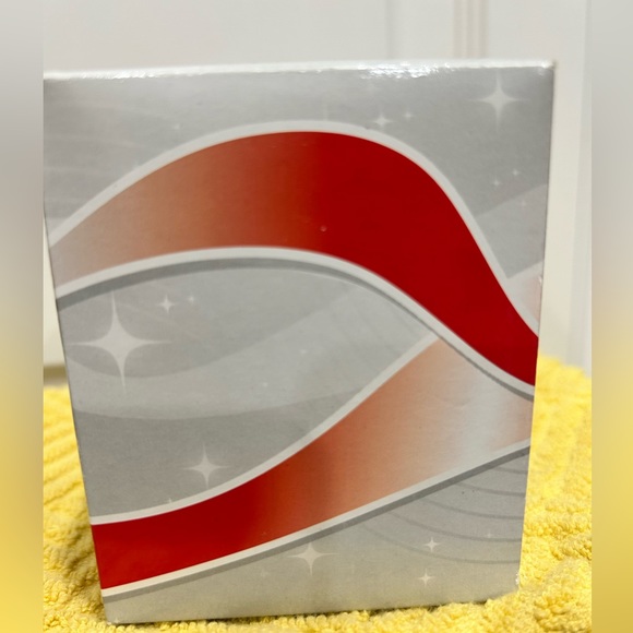 Vintage NY YANKEES Glass Ornament MLB 2012 Collectible - Picture 3 of 6